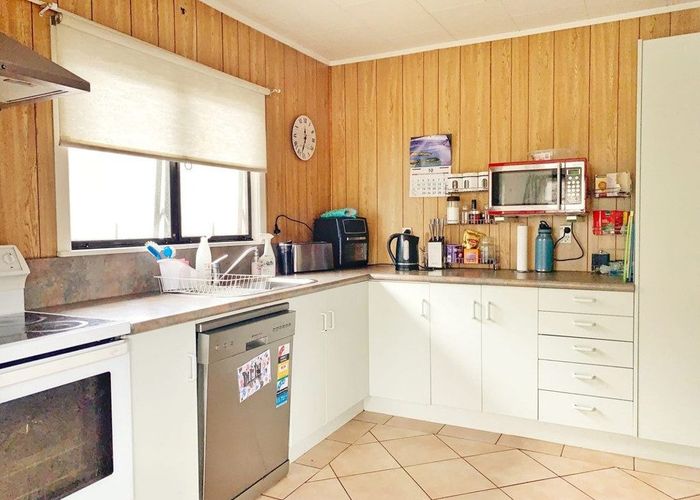  at 78 Forrest Hill Rd, Forrest Hill, North Shore City, Auckland