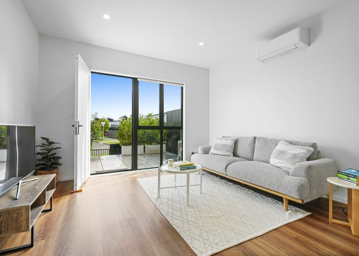  at 77 Tahere Road, Totara Park, Manukau City, Auckland