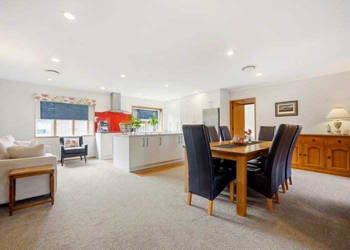  at 7 Juliet Place, Forrest Hill, North Shore City, Auckland