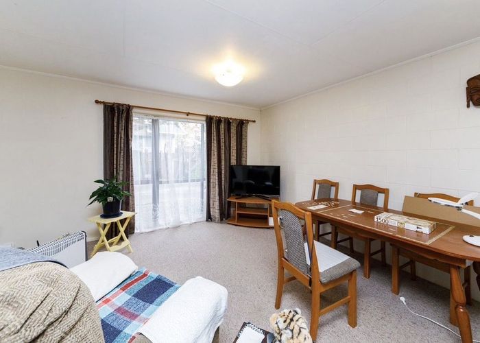  at 829B Main Street, Roslyn, Palmerston North, Manawatu / Whanganui