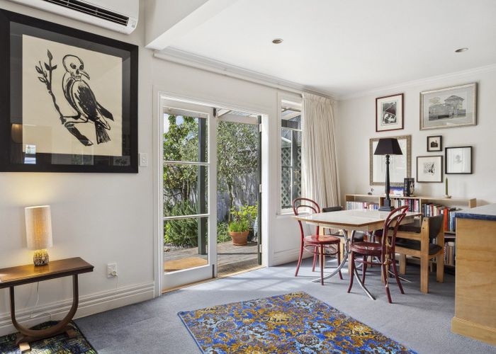  at 76 Elm Row, Dunedin Central, Dunedin