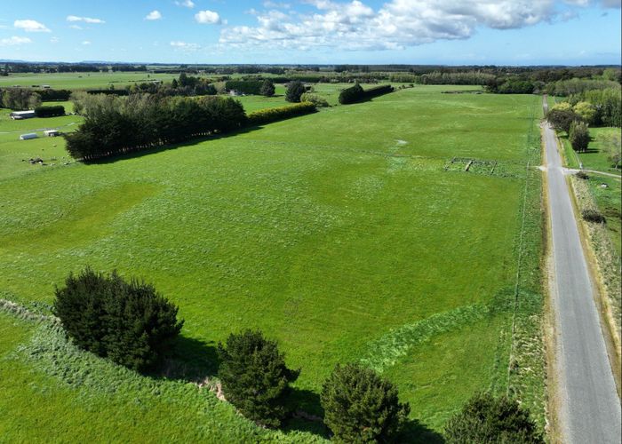  at 33 Mckellar Road, Seaward Bush, Invercargill