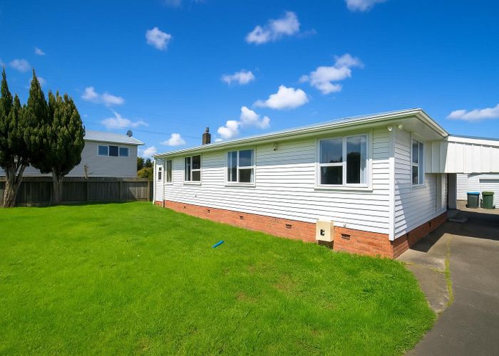  at Blockhouse Bay, Auckland City, Auckland