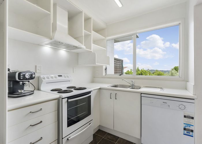  at 2/174 Birkdale Road, Birkdale, North Shore City, Auckland