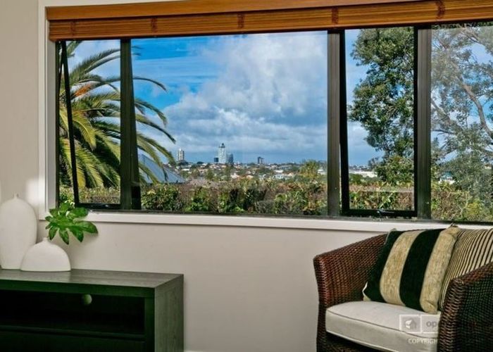  at 19 Beach Road, Castor Bay, North Shore City, Auckland