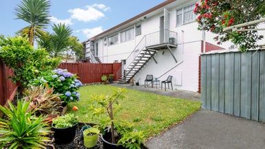  at 8/27 Pakuranga Road, Pakuranga, Auckland