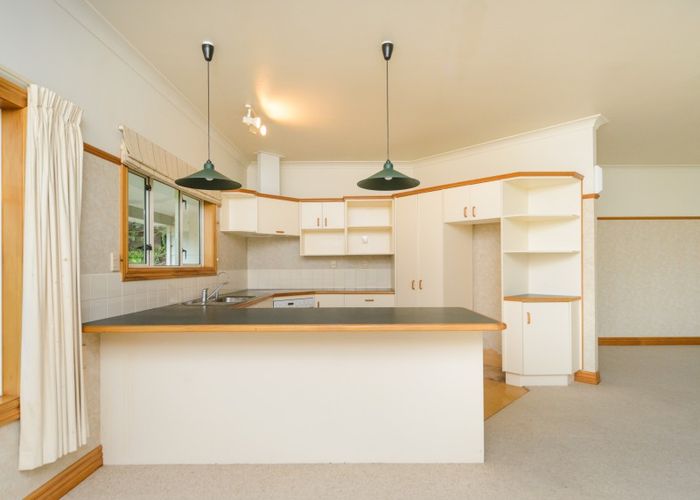  at 82 Halcombe Road, Feilding, Feilding