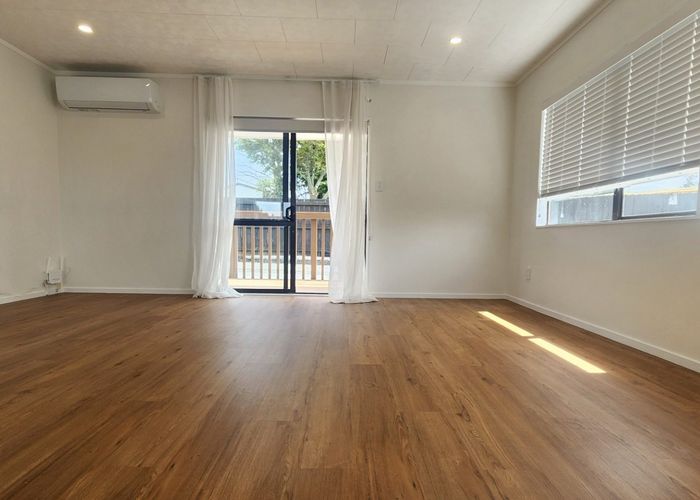  at 14 Riserra Drive, Ranui, Waitakere City, Auckland