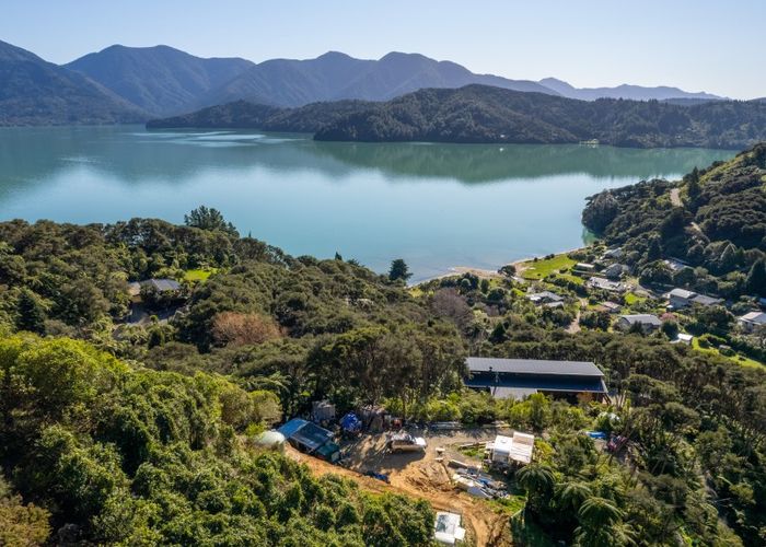  at 910 Kenepuru Road, Picton