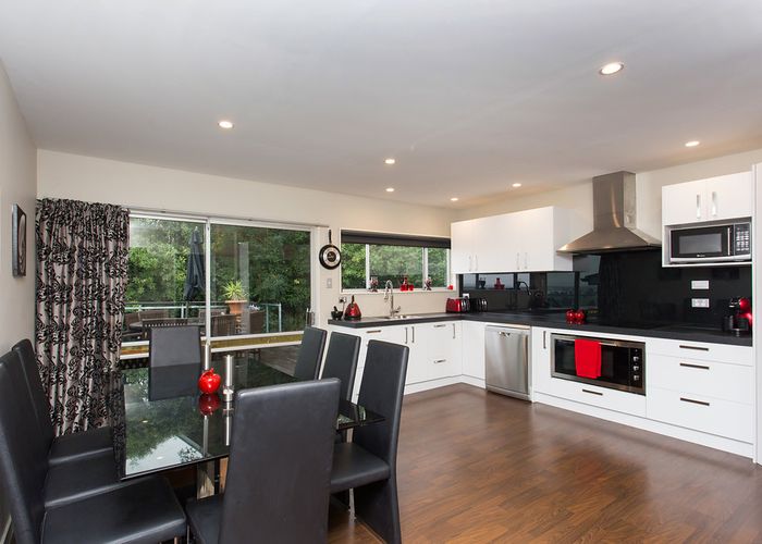  at 12 Cannon Hill Crescent, Mount Pleasant, Christchurch