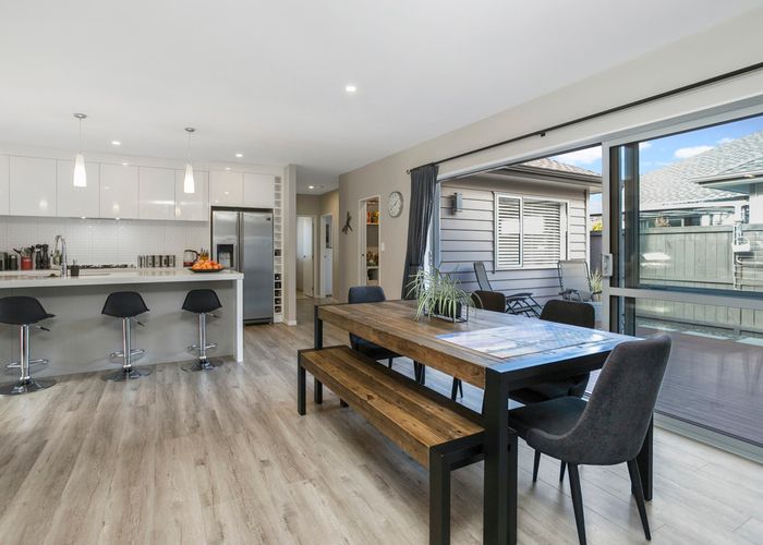  at 121 Harbourside Drive, Karaka, Papakura