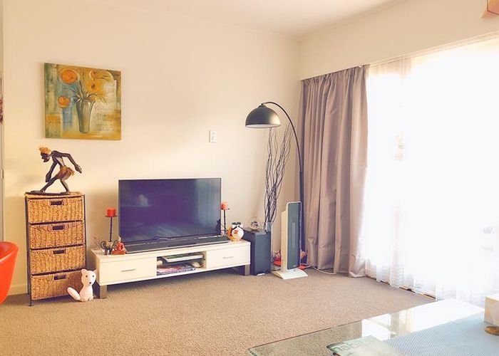  at 7/65 Mays Road, Te Papapa, Auckland