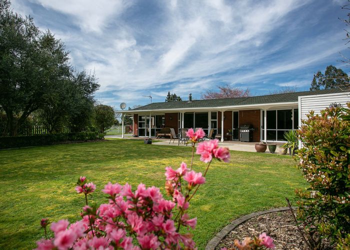  at 145 Pickering Road, Cambridge