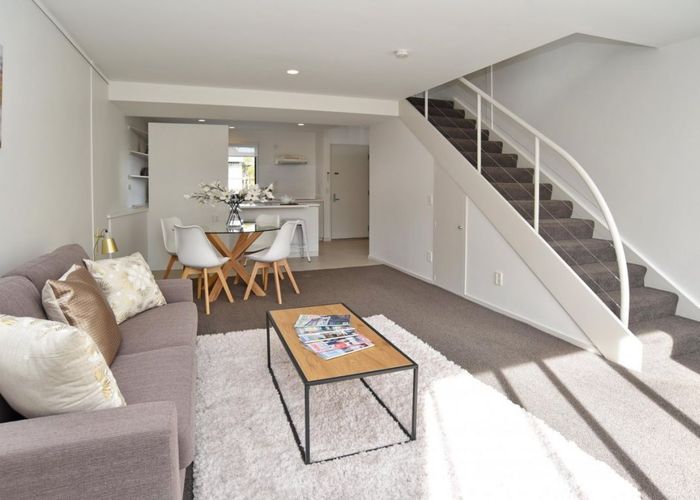  at 3/33 Winchester Street, Merivale, Christchurch