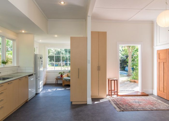  at 43 Dale Road, Raumati South, Paraparaumu