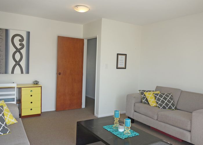  at 2/136 Wainoni Road, Avondale, Christchurch