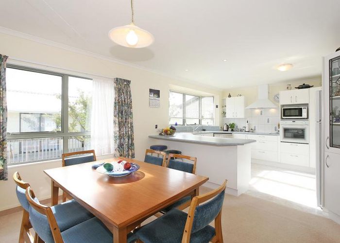  at 112 Major Drive, Kelson, Lower Hutt