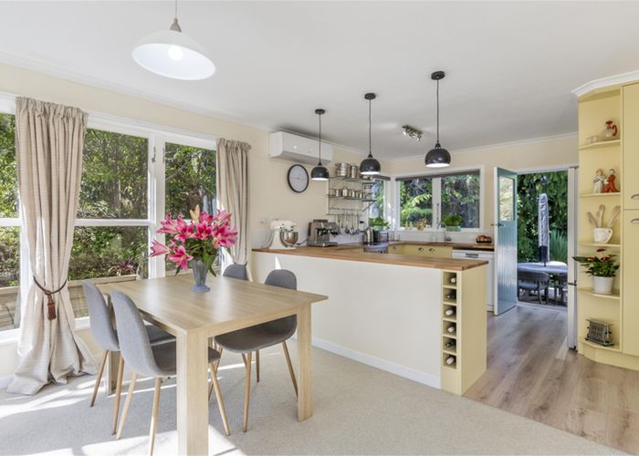  at 804 West Coast Road, Oratia, Auckland