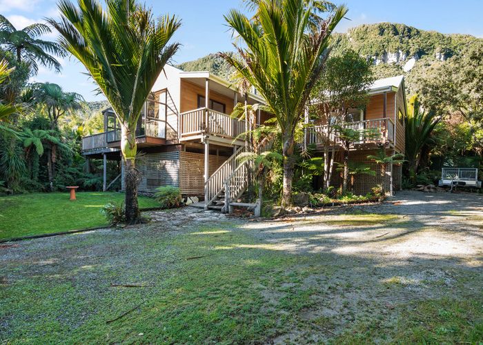  at 14 Hartmount Place, Te Miko