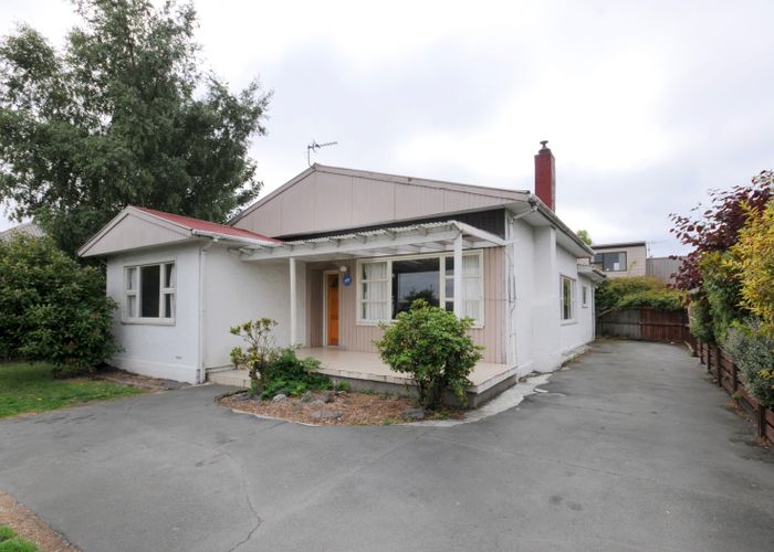  at 174 Main North Road, Redwood, Christchurch