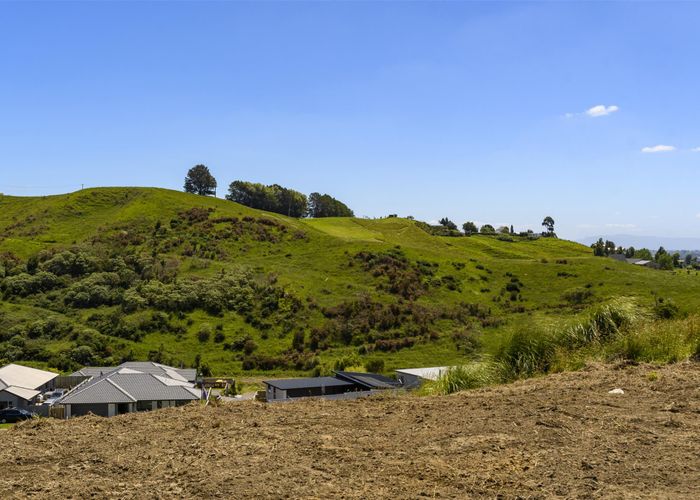  at 27 Moira Close, Welcome Bay, Tauranga