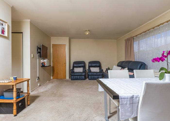  at 2/48 Masefield Street, Stoke, Nelson