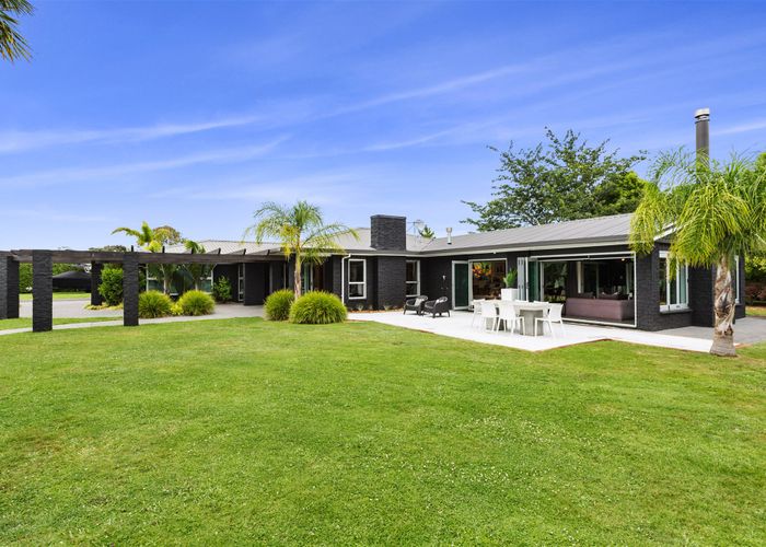  at 2 Hillbrook Way, Tamahere, Hamilton