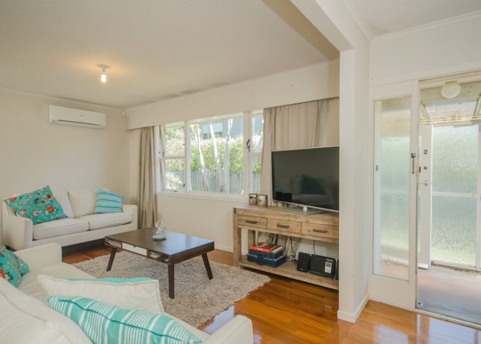  at 2/4 Shackleton Road, Mount Eden, Auckland