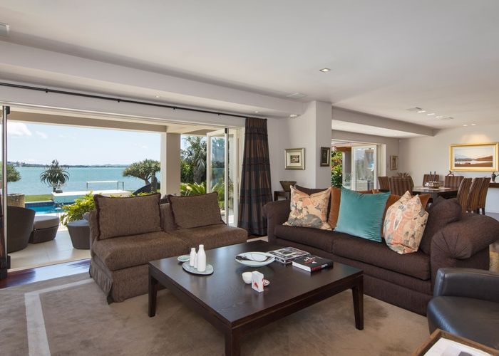  at 60 Bramley Drive, Farm Cove, Auckland