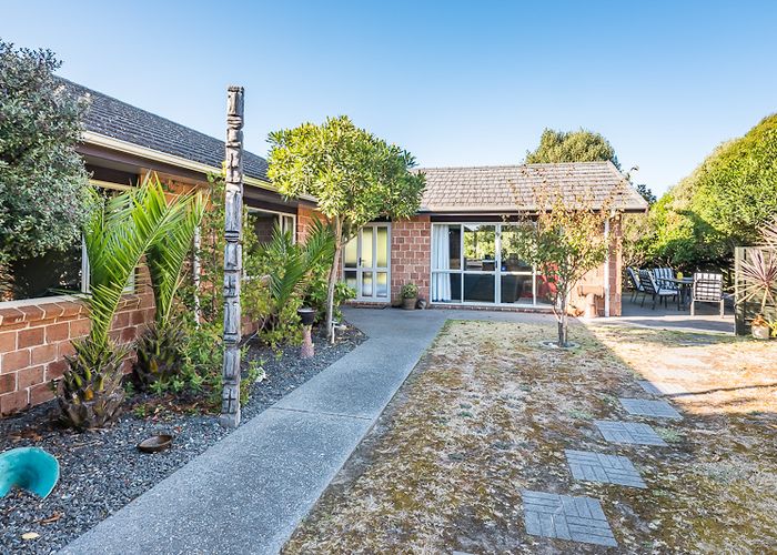  at 25 Sams Way, Raumati South, Paraparaumu