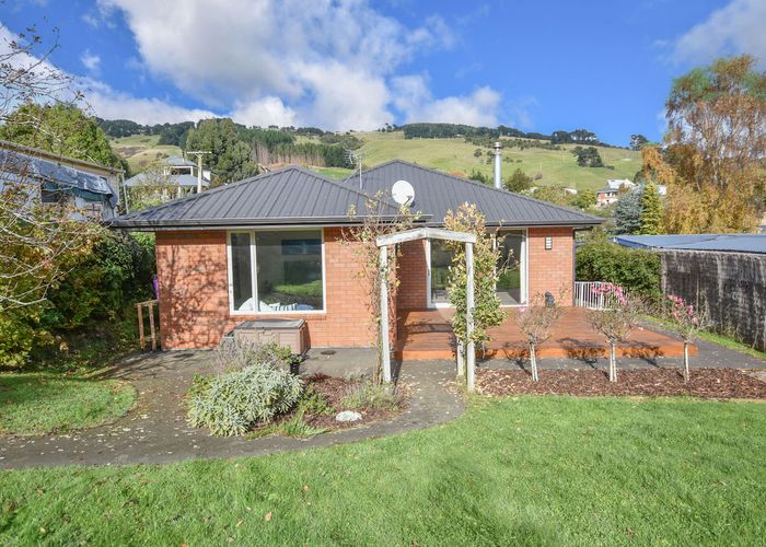  at 13 Roger Street, Macandrew Bay, Dunedin