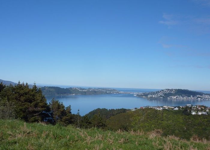  at 2 Cessna Way, Newlands, Wellington