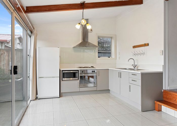  at 8 Pembroke Street, Avondale, Christchurch