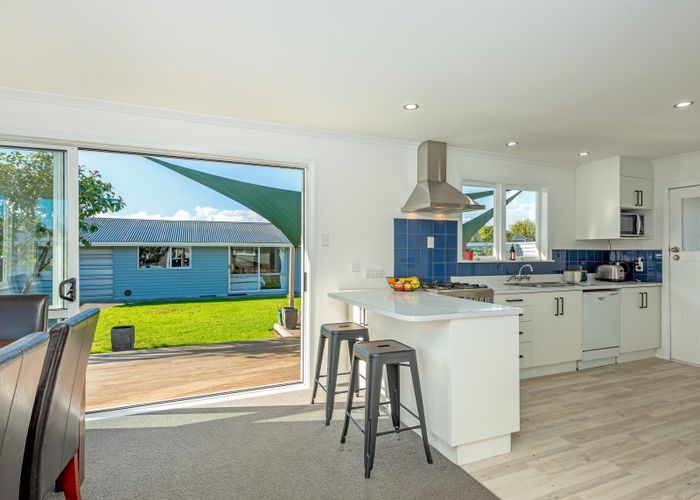 Free property data for 27 Catlins Crescent, Milson, Palmerston North