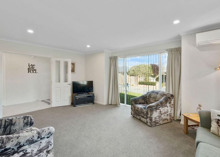  at 19 Kestrel Place, Woolston, Christchurch
