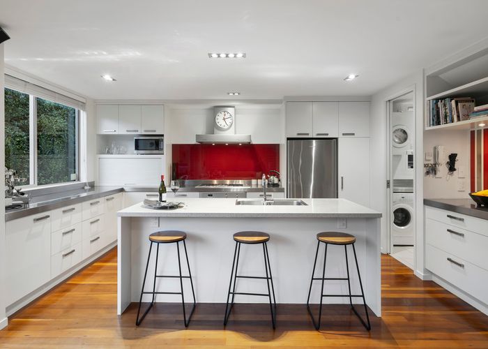  at 14 Debron Avenue, Remuera, Auckland