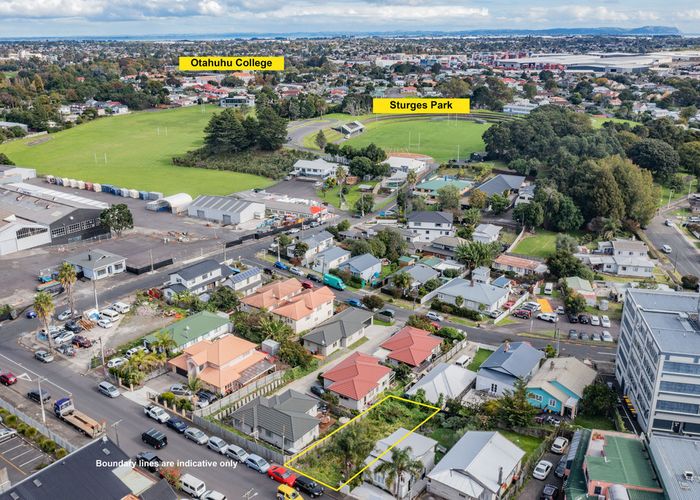  at 41 Queen Street, Northcote Point, Auckland