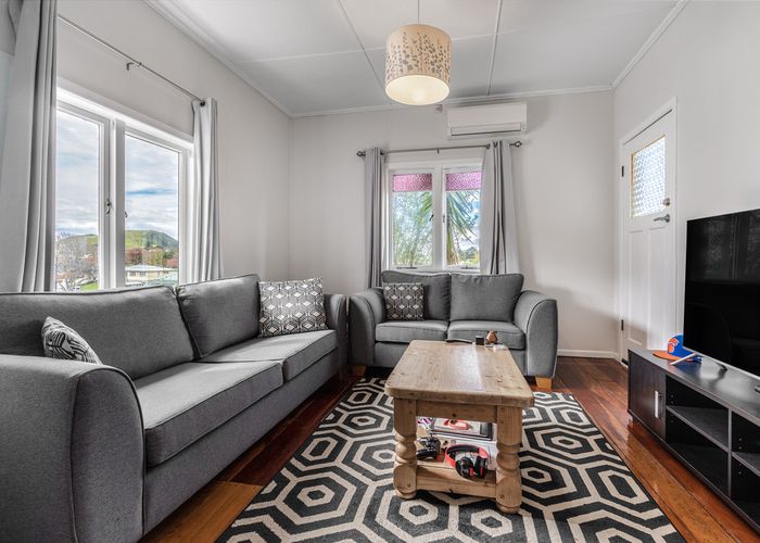  at 15B Ferndale Road, Mount Wellington, Auckland