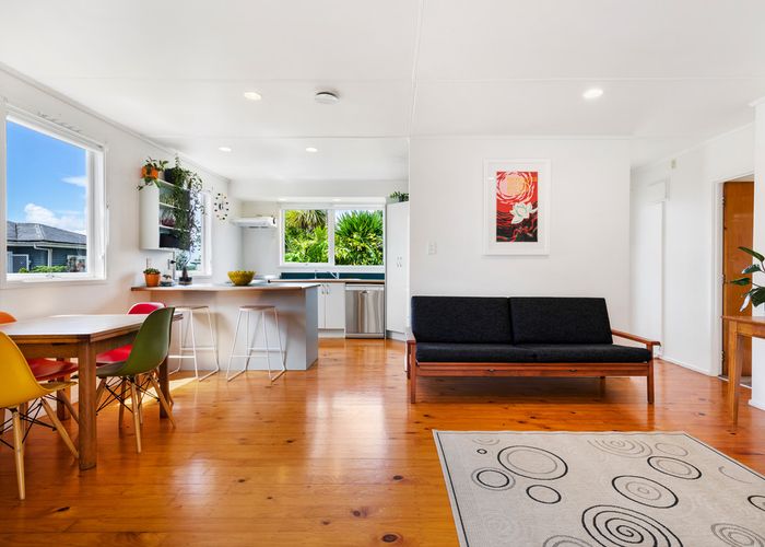  at 3/93 Hobsonville Road, West Harbour, Auckland