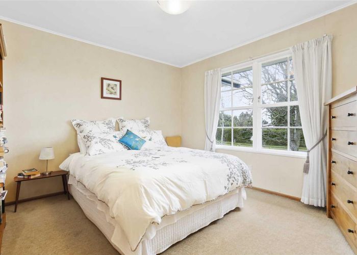  at 1 Troon Place, Papatoetoe, Auckland