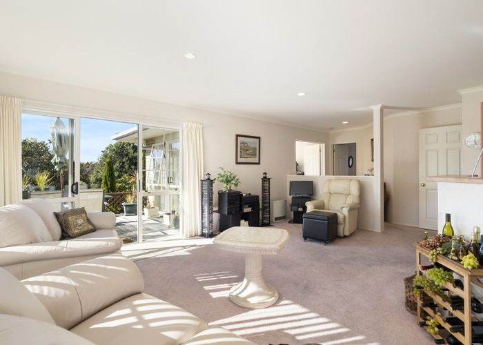  at 145 Summerhill Drive, Fitzherbert, Palmerston North