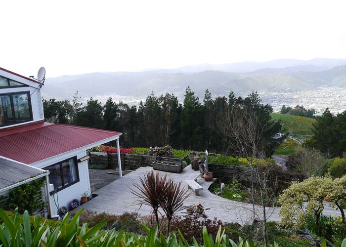  at 120 Sweetacres Drive, Belmont, Lower Hutt