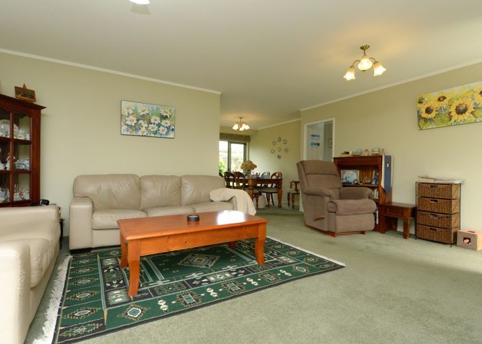  at 24 Dover Road, St Andrews, Hamilton