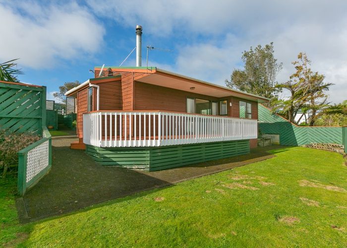  at 11 Keats Place, Whalers Gate, New Plymouth