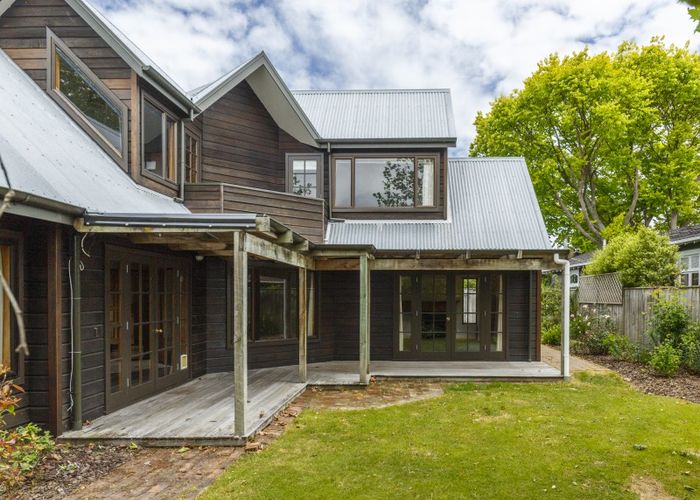  at 21 Palm Avenue, Hokowhitu, Palmerston North