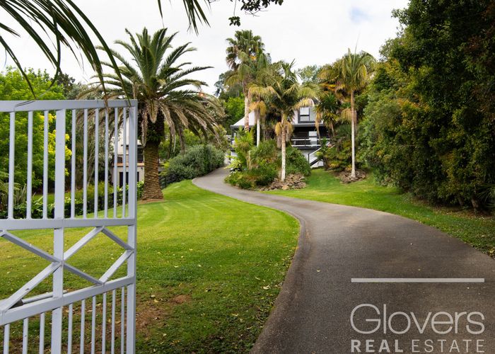  at 22 Rimu Road, Oratia, Auckland