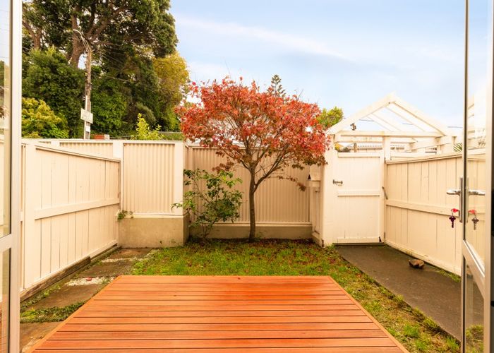  at 6/7 Henry Street, Kilbirnie, Wellington