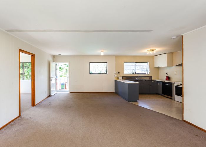  at 8 Aspen Street, Avondale, Auckland