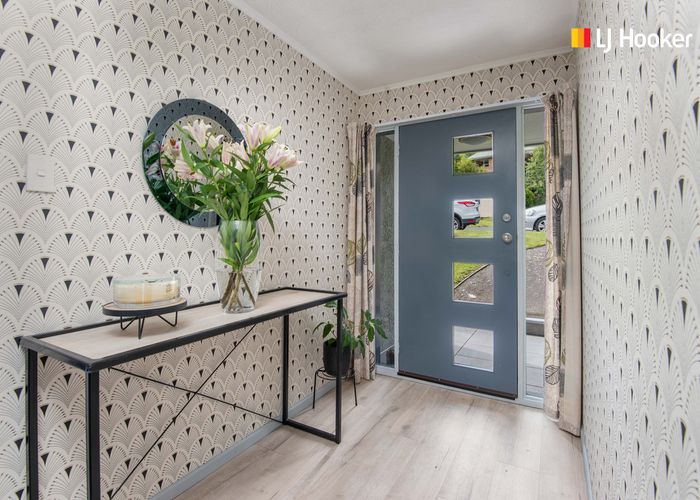  at 17 Braeside, Kinmont Park, Mosgiel