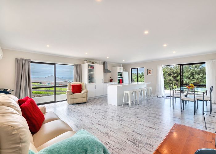  at 41 Omana Avenue, Helensville